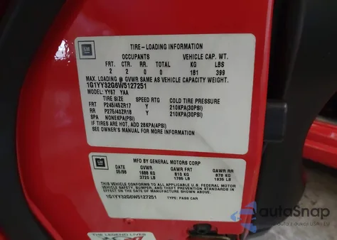 1998 Chevrolet Corvette z USA, uszkodzony, nr VIN 1G1YY32G6W5127251